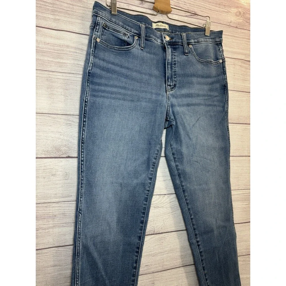 Madewell Women’s MID Rise Stovepipe Blue Jeans Size 31 Light Wash